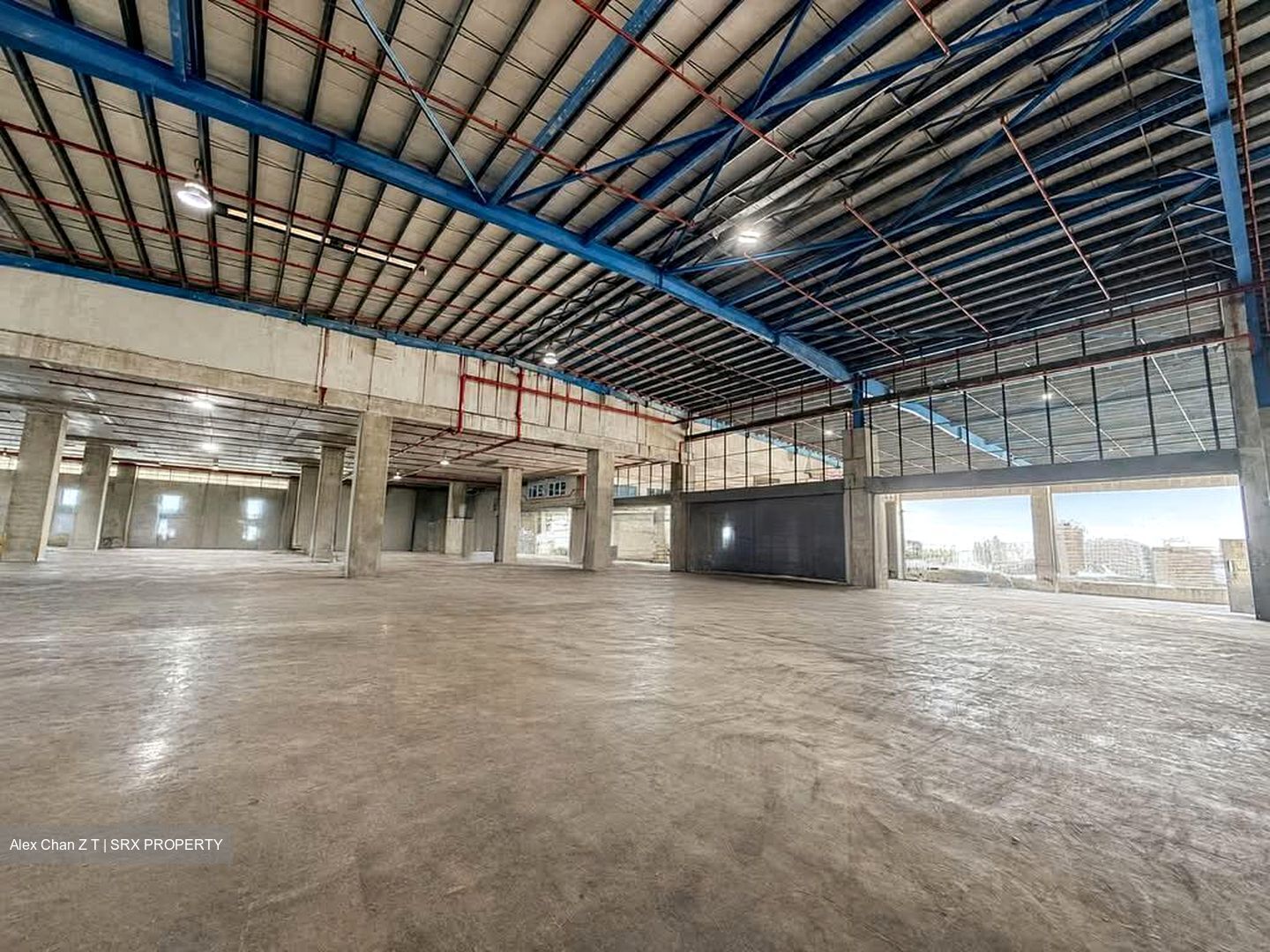 Expo MRT (D16), Warehouse #608696211